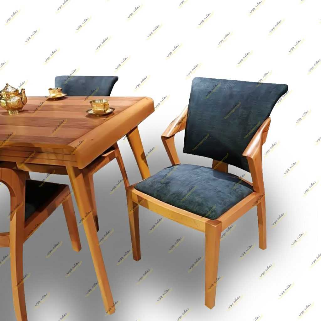 Photo 1612114519758 1024x1024 - ویژگی‌های صندلی استاندارد برای میز ناهارخوری