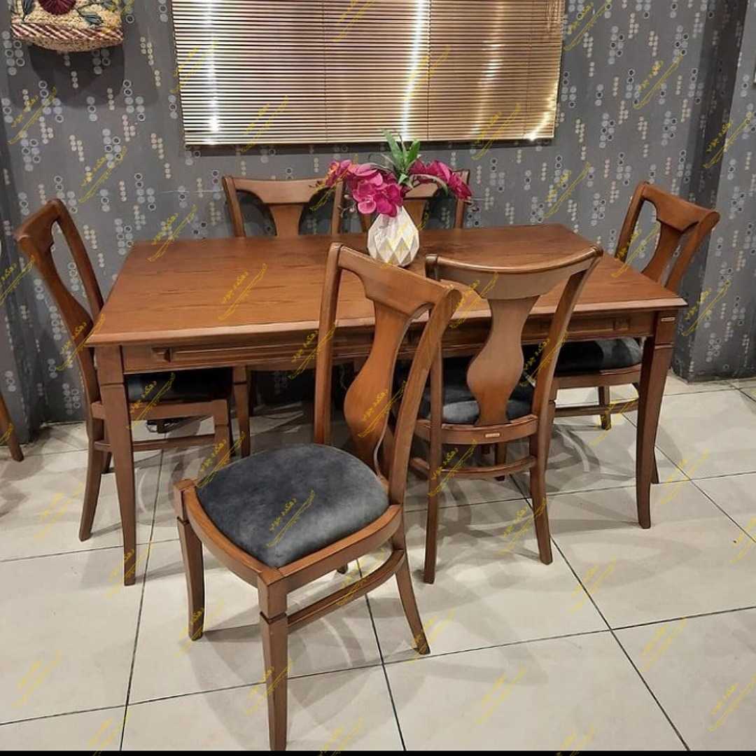 میز ناهارخوری کراواتی